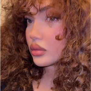 Meet your Posher, Shonece